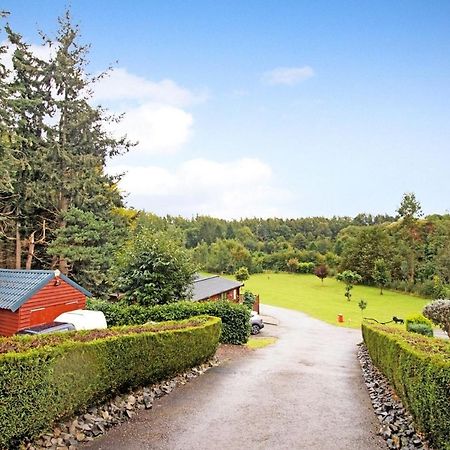 Astbury Falls Luxury Retreats Eardington Eksteriør billede